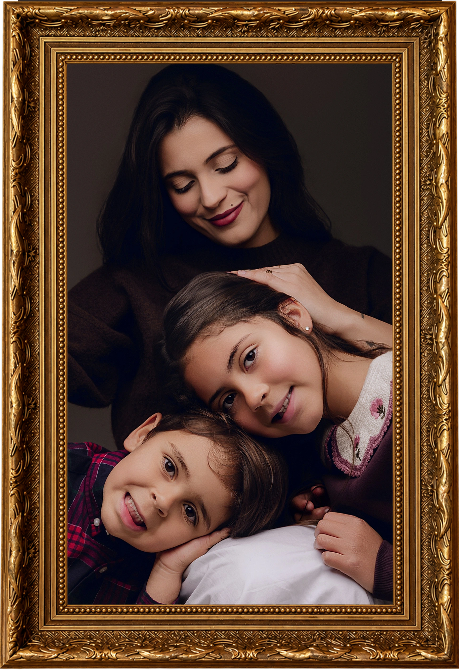 Yasmin Moreira com os filhos